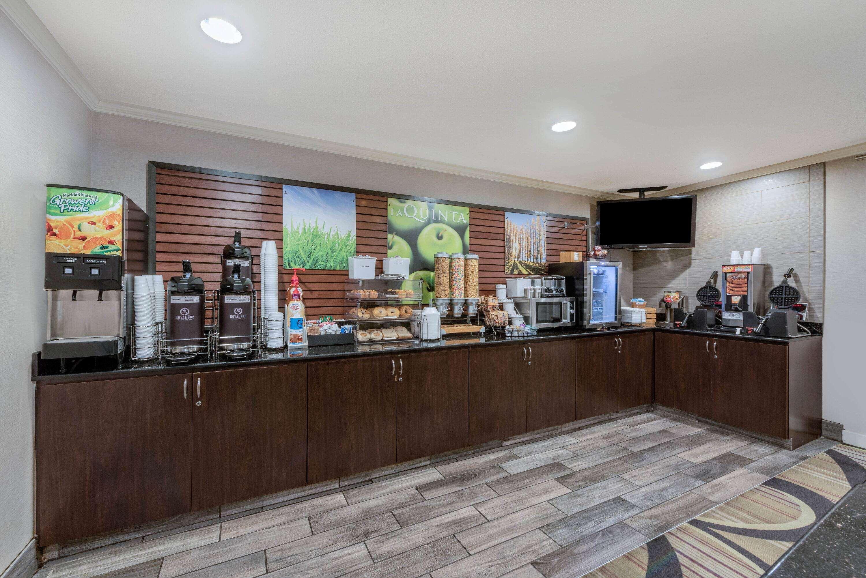 La Quinta By Wyndham Cleveland Macedonia Exterior foto