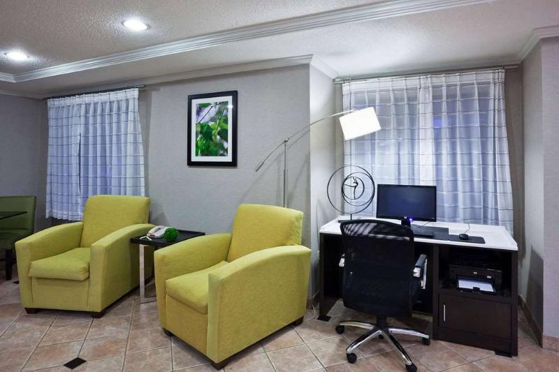 La Quinta By Wyndham Cleveland Macedonia Exterior foto